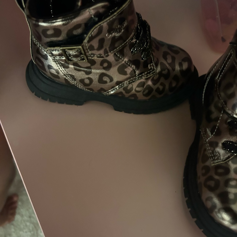OshKosh B'gosh Leopard Pattern Kids Boots